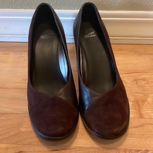Dansko Brown Pumps Size 38 / 7.5 US
